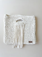 Load image into Gallery viewer, BONE WHITE CROCHET PURSE