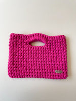 Load image into Gallery viewer, FUCSIA CROCHET PURSE
