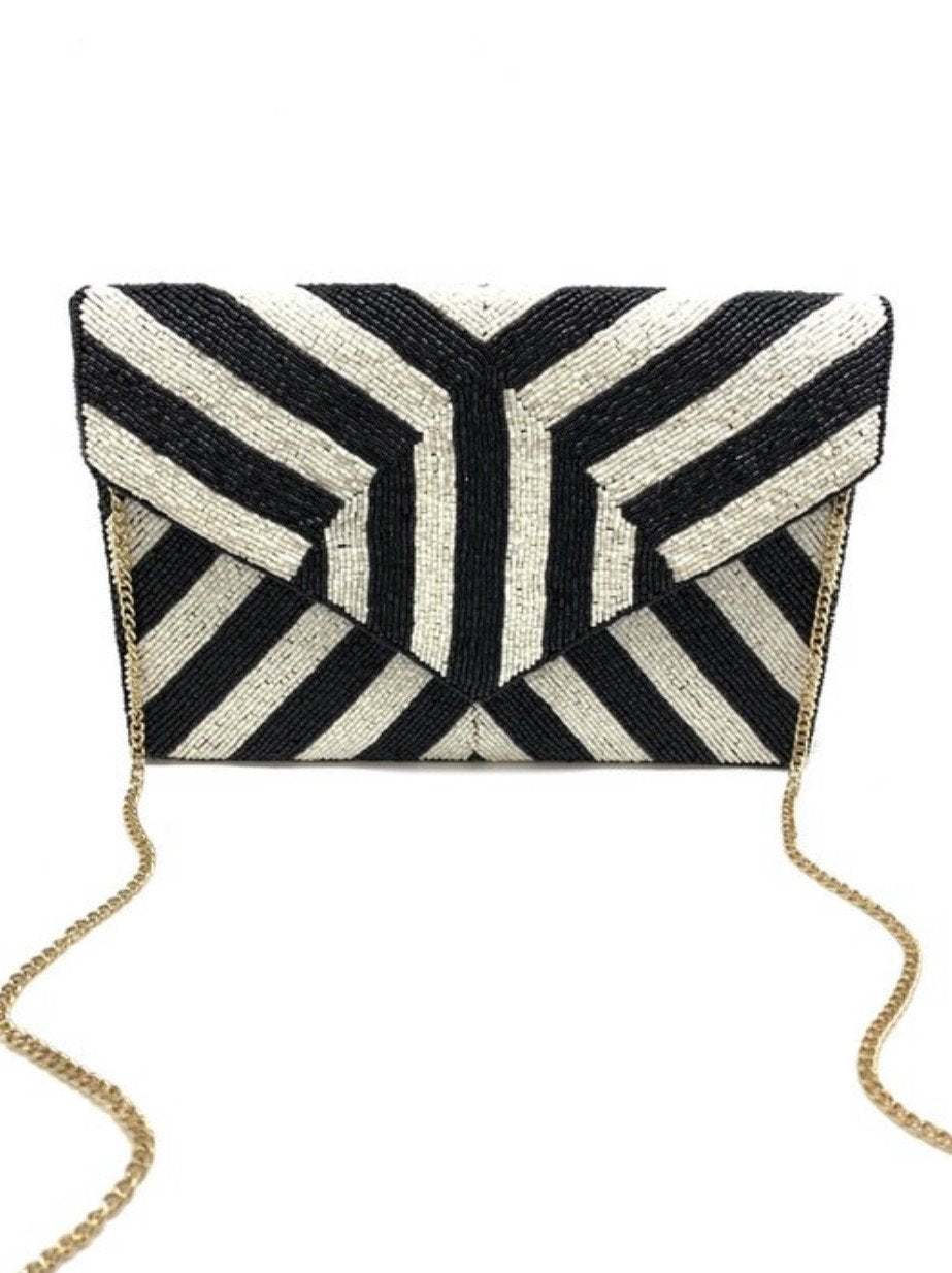 BLACK & WHITE CLUTCH