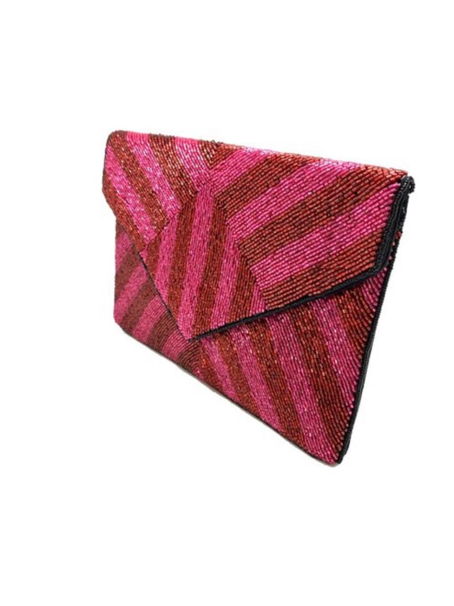 ROSE RED CLUTCH