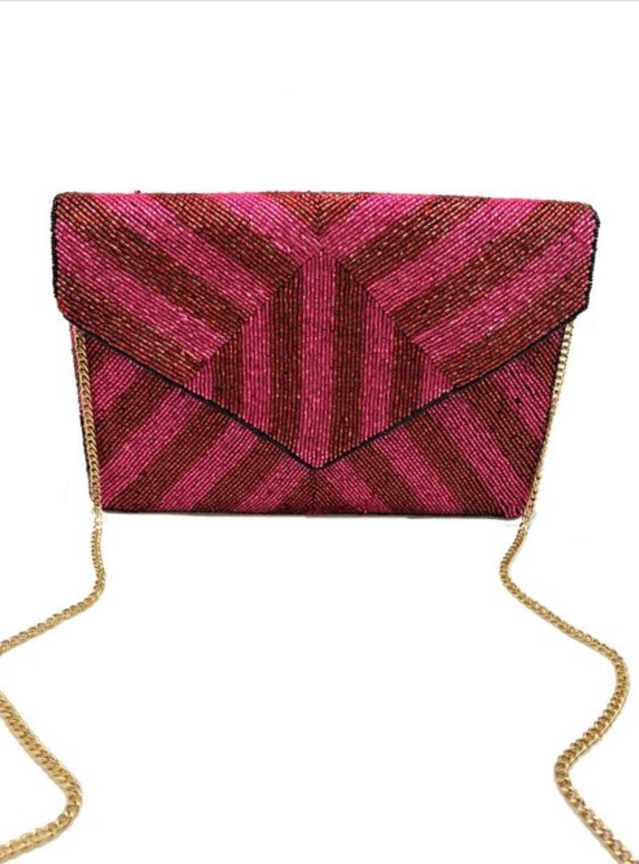 ROSE RED CLUTCH